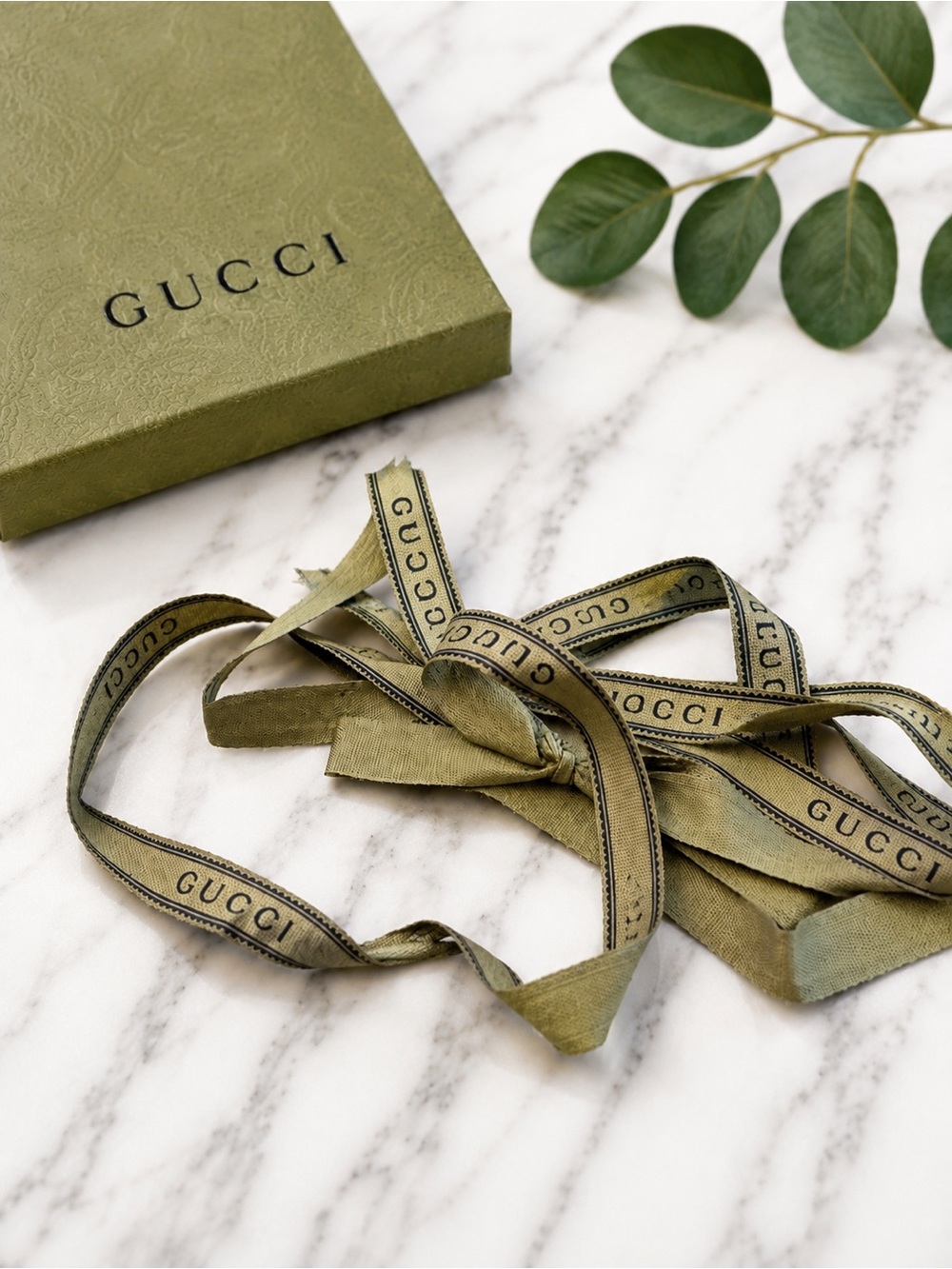 Authentic Gucci Logo Ribbon 82” Luxury Gift Wrap Green - Picture 5 of 5